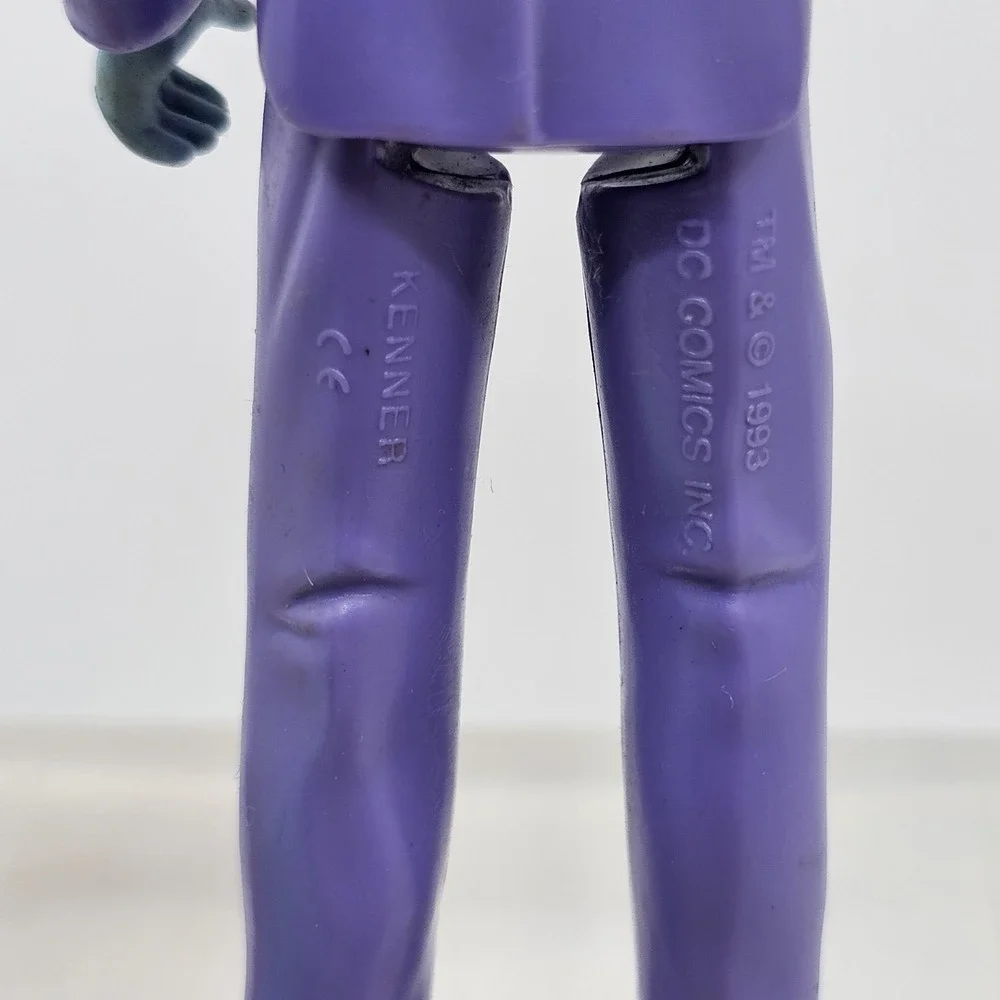 Kenner, Batman‎ The Animated Series, Joker With Laughing Gas Spray Gun